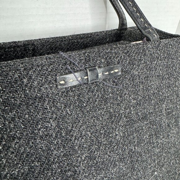 Kate Spade New York Grey Wool Over the Shoulder Hand Bag Black Rectangle Magnete - Picture 2 of 9